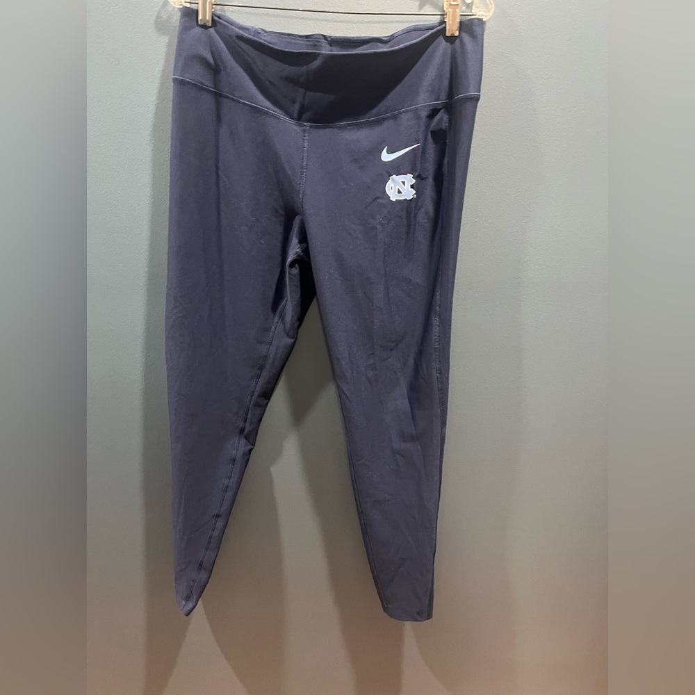 Nike UNC sz  XL women’s leggings